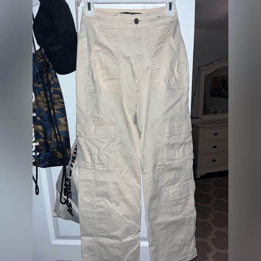 Hollister cargo pants